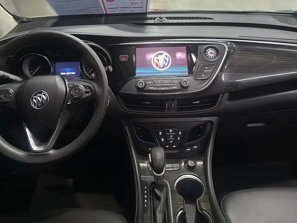 Buick Envision Plus — фото 8