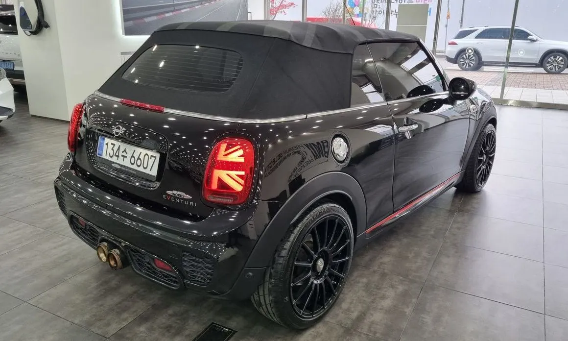 Mini Cooper Convertible 2021 из KR, фото 3