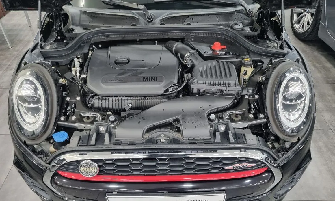 Mini Cooper Convertible 2021 из KR, фото 7