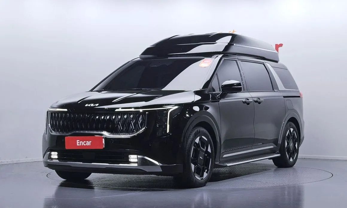 Kia Carnival — фото 1