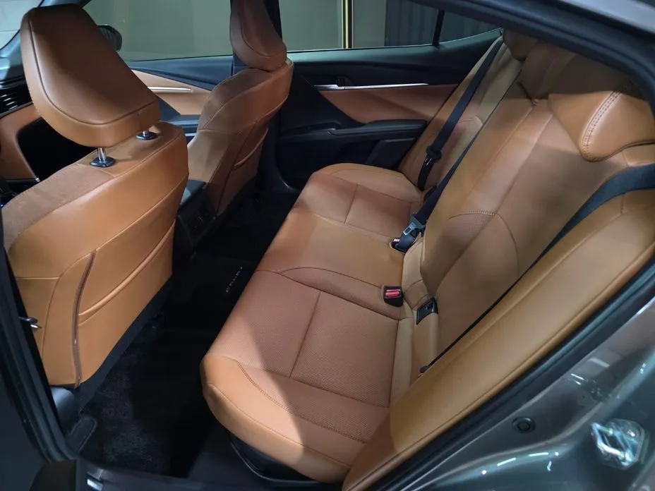 Toyota Camry 2025 из KR, фото 8