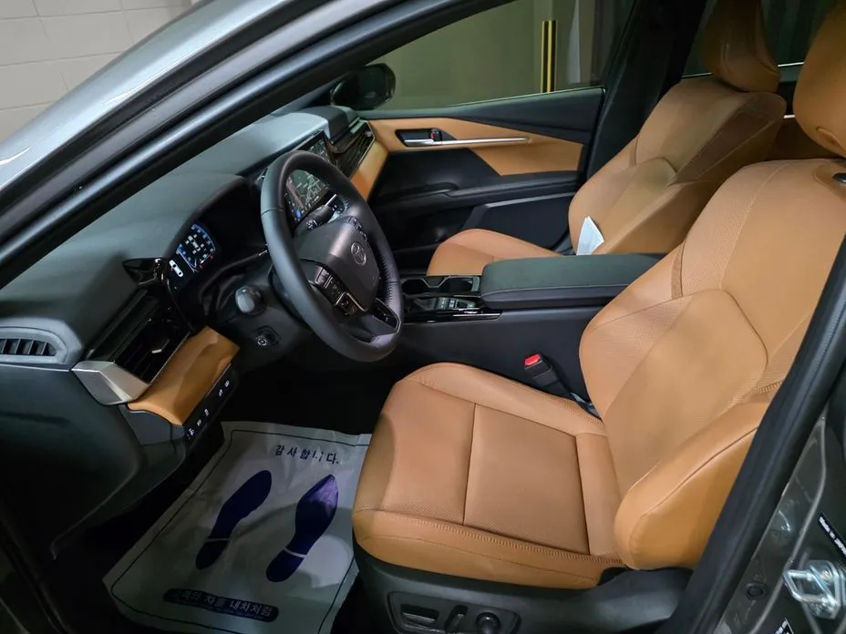 Toyota Camry 2025 из KR, фото 2