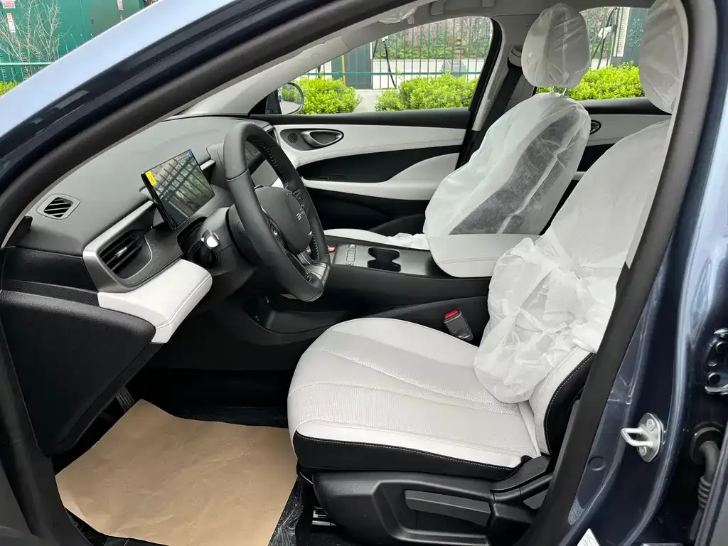 BYD Seal 05 DM-i 2026 из CN, фото 9