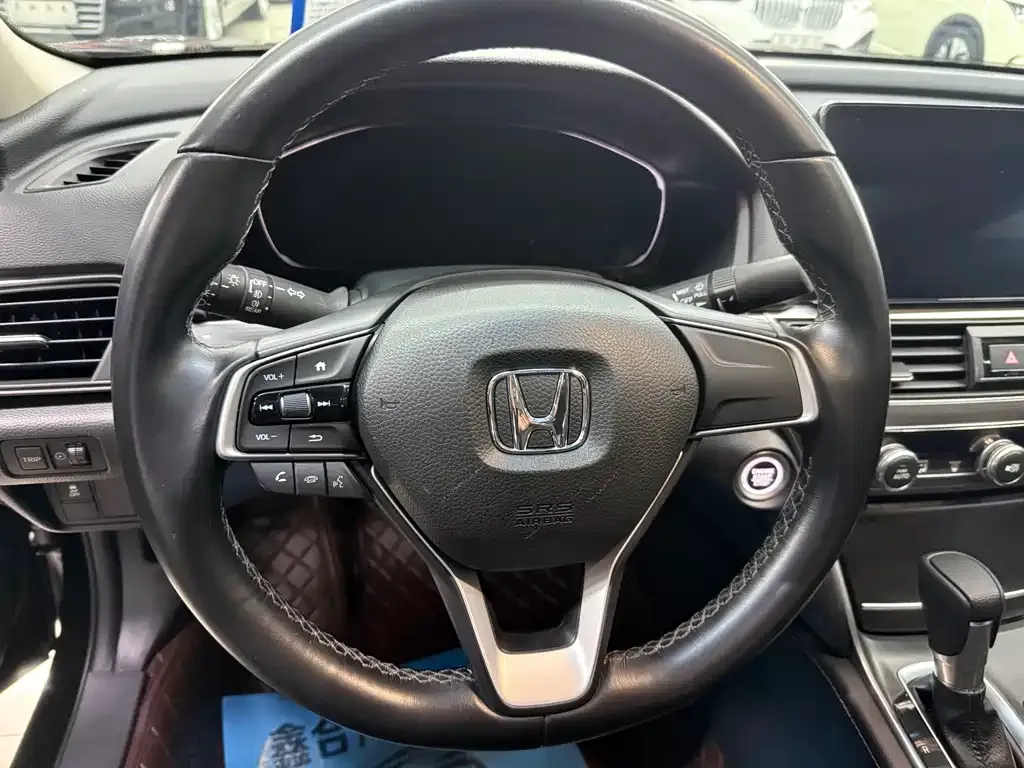 Honda Accord — фото 4