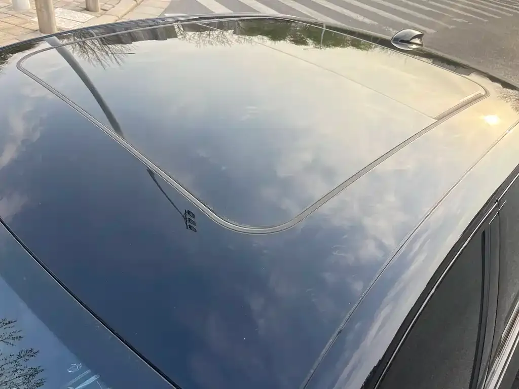 Hongqi H5 2025 из CN, фото 2