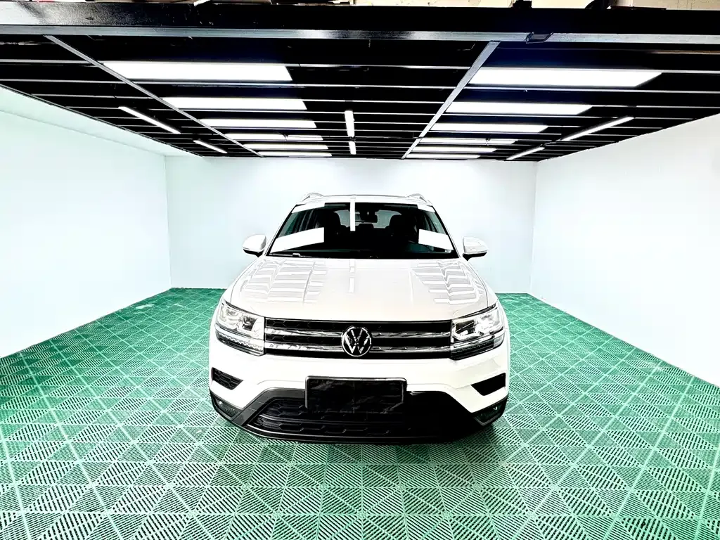 Volkswagen Tharu — фото 5