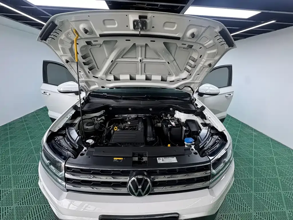 Volkswagen Tharu — фото 4