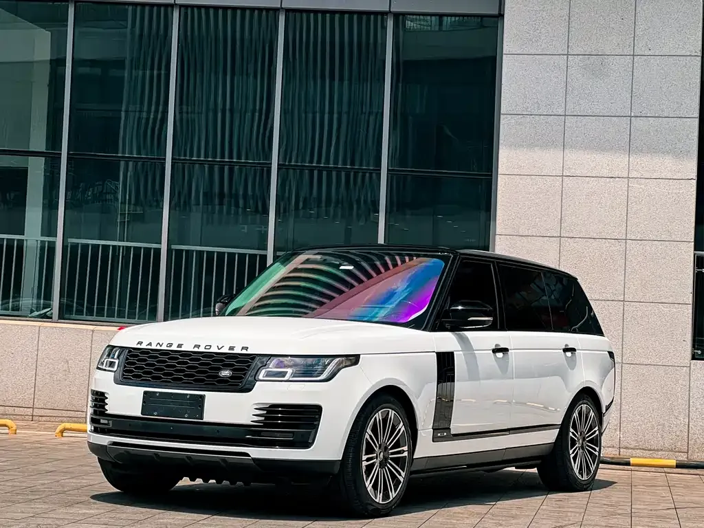 Land Rover Range Rover — фото 1