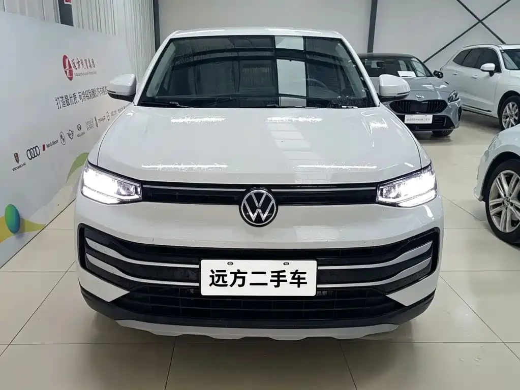 Volkswagen Tharu — фото 9