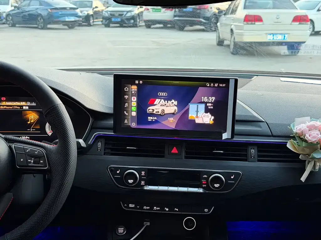 Audi A4L 2021 из CN, фото 2