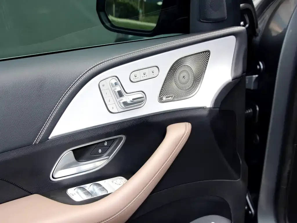 Mercedes-Benz GLE AMG — фото 5