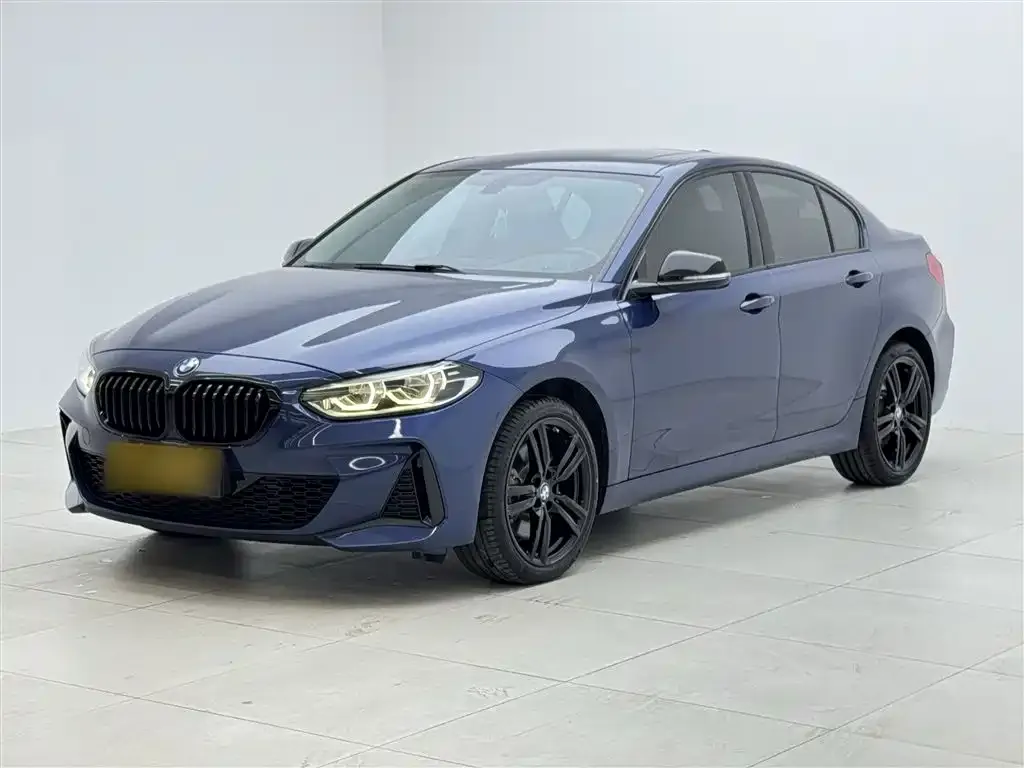 BMW 1 Series — фото 1