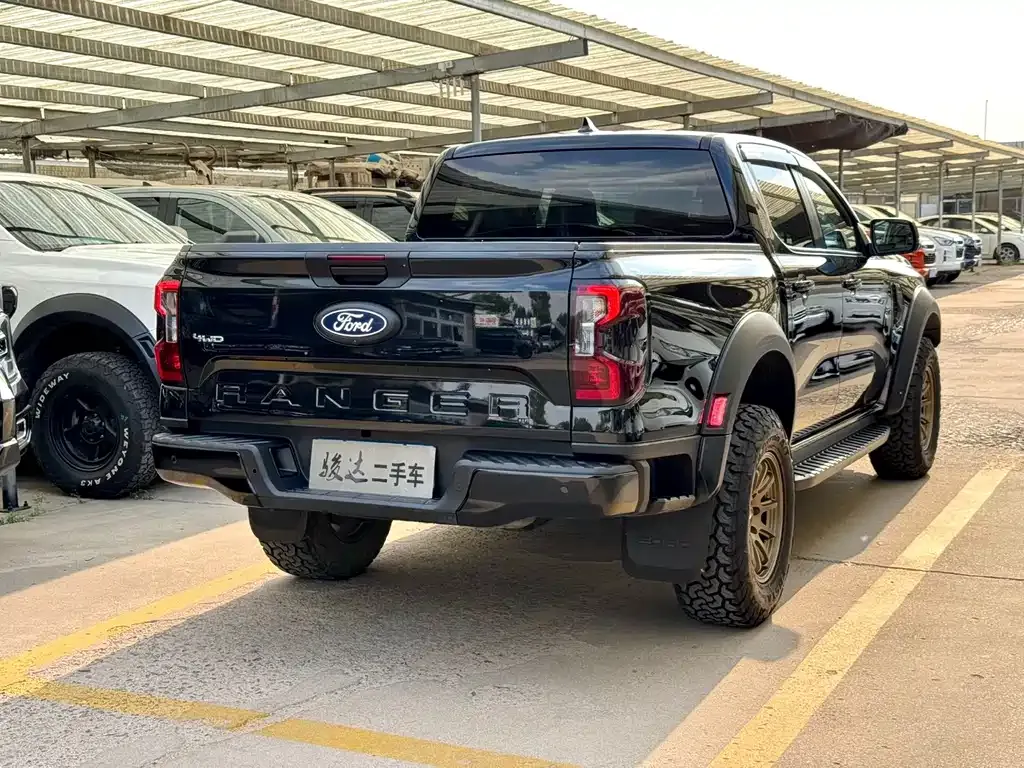 Ford Ranger — фото 9