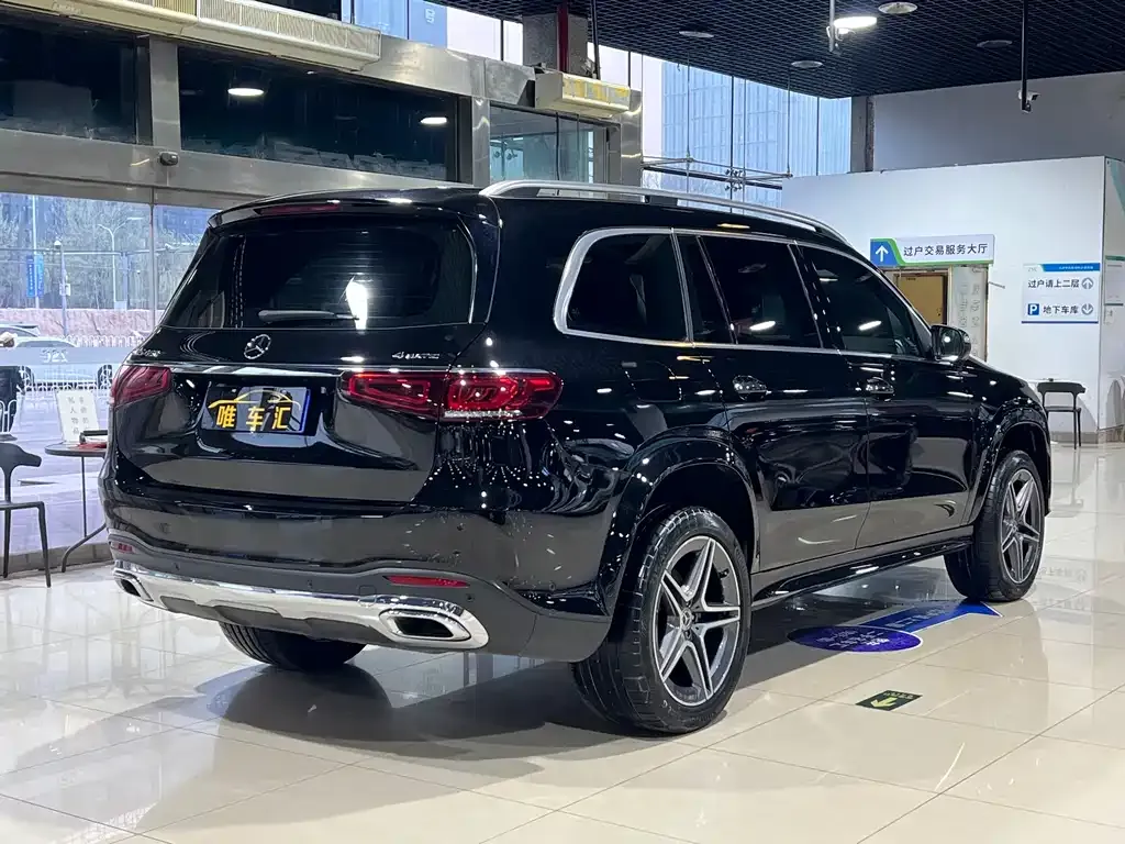 Mercedes-Benz GLS — фото 6