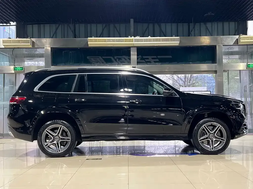 Mercedes-Benz GLS — фото 5