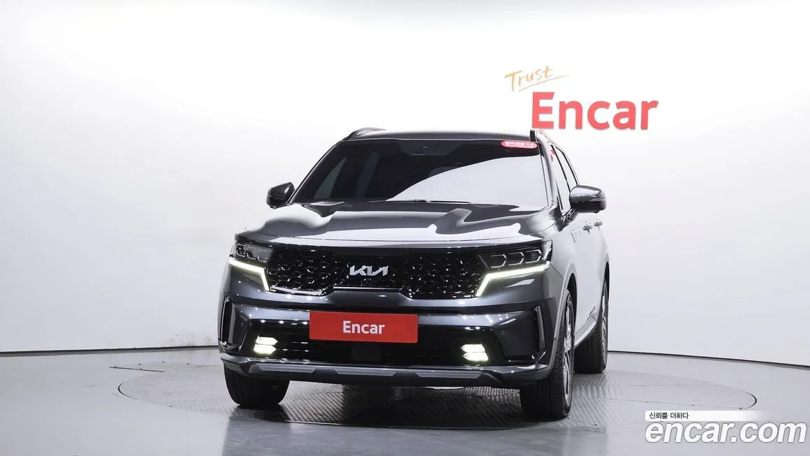 Kia Sorento — фото 9