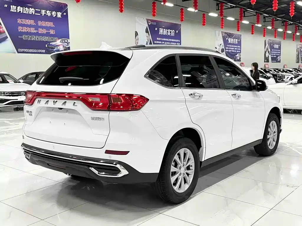Haval M6 — фото 9