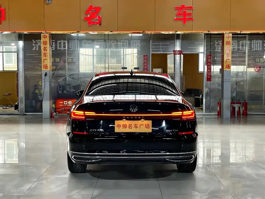 Volkswagen Passat — фото 7