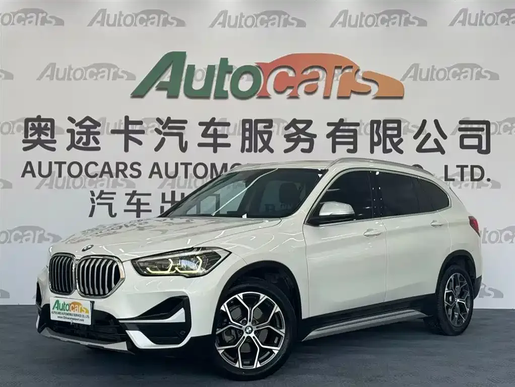 BMW X1 — фото 1