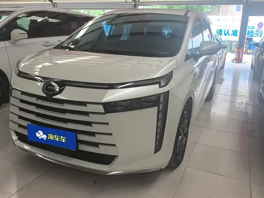 GAC Motor Trumpchi E8