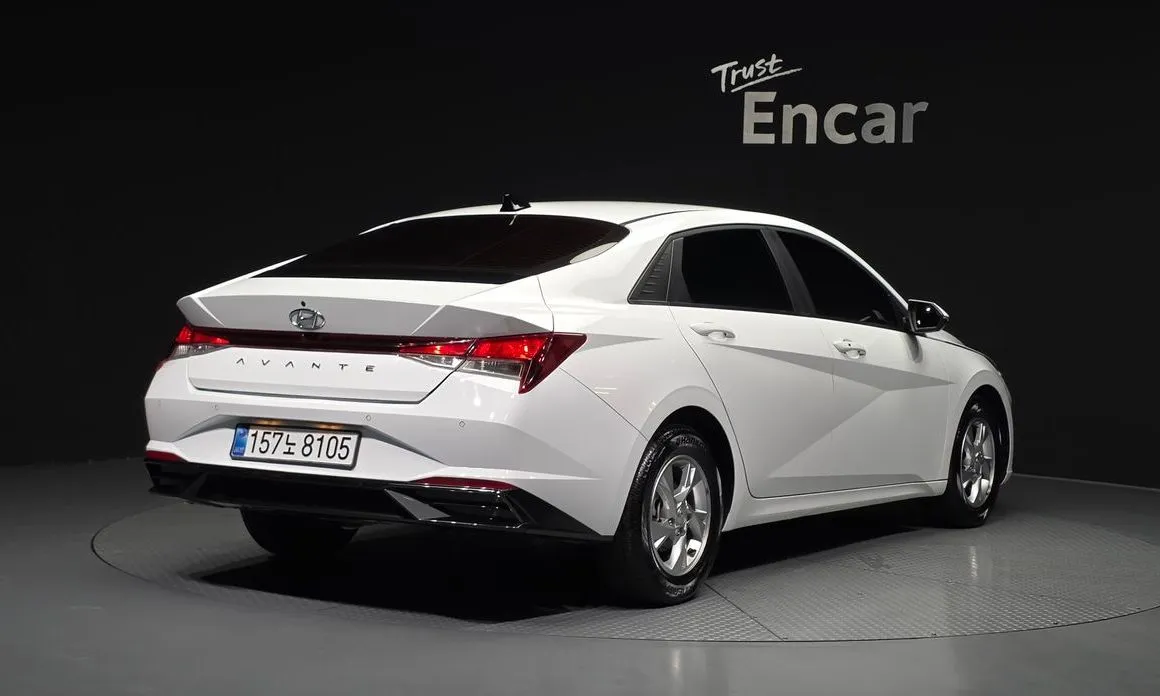 Hyundai AVANTE — фото 2