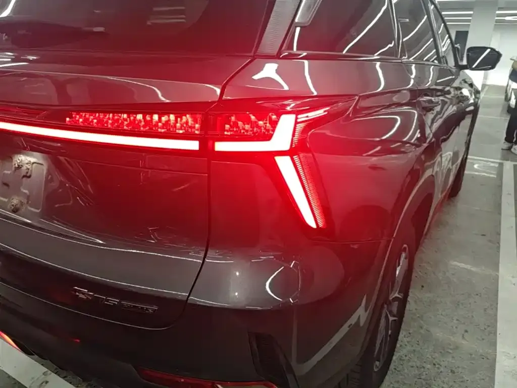 Changan CS75PLUS — фото 2