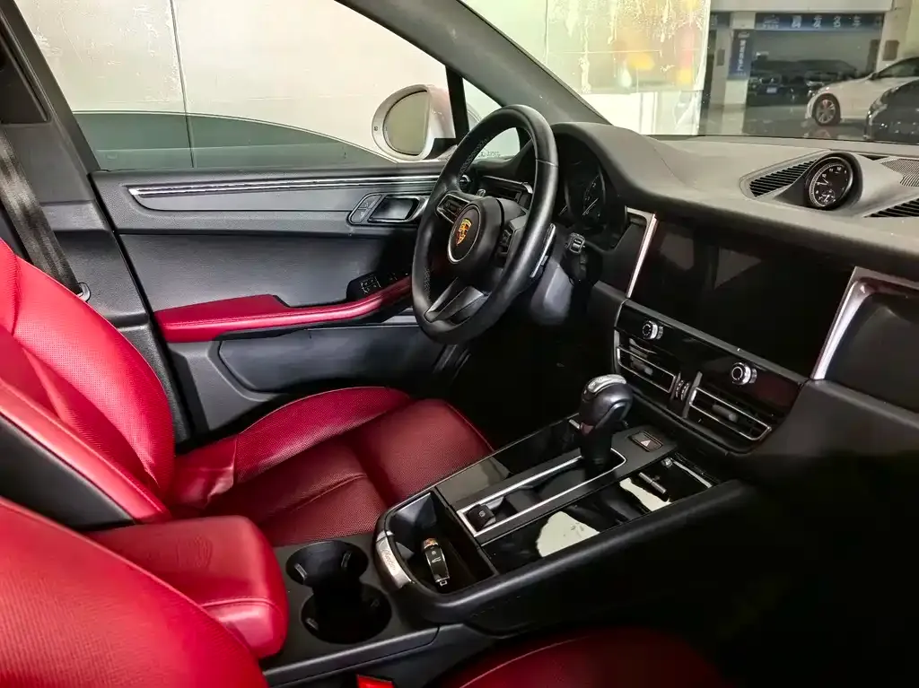 Porsche Macan 2022 из CN, фото 7