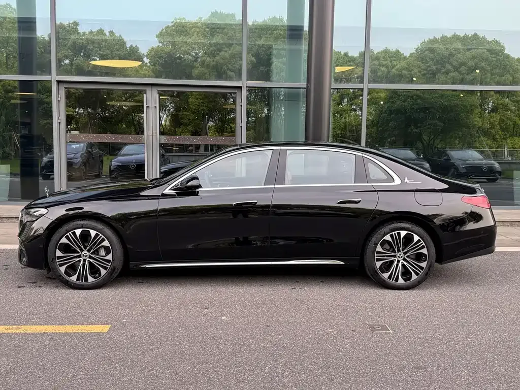 Mercedes-Benz E-Class New Energy — фото 3