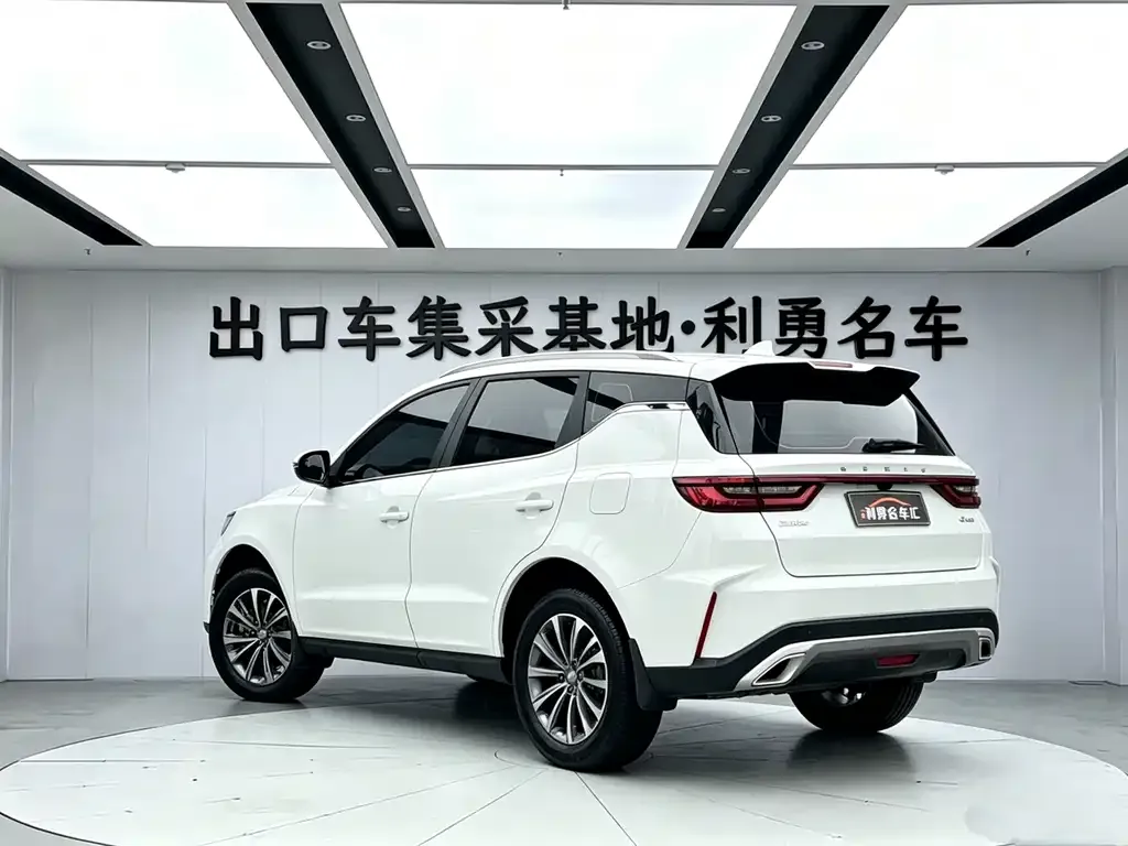 Geely Vision X6 — фото 3