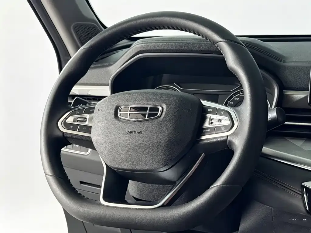Geely Vision X6 — фото 9