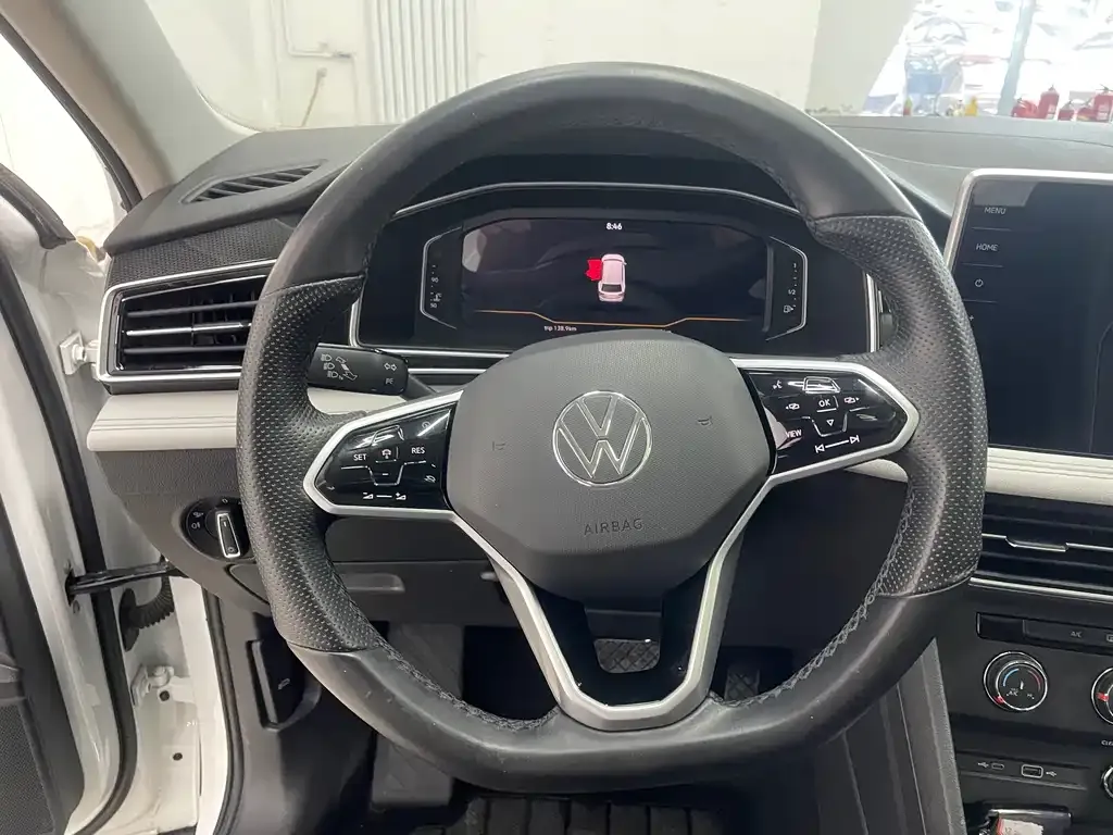Volkswagen Tiguan L 2022 из CN, фото 10