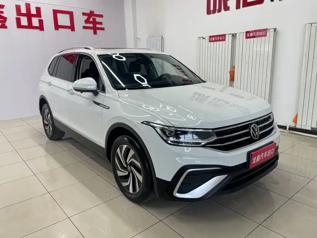 Volkswagen Tiguan L 2022 из CN, фото 5