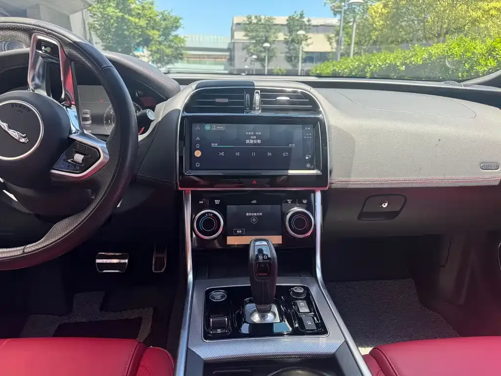 Jaguar XEL 2023 из CN, фото 7