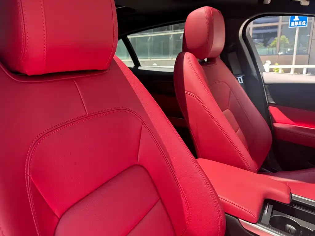 Jaguar XEL 2023 из CN, фото 2