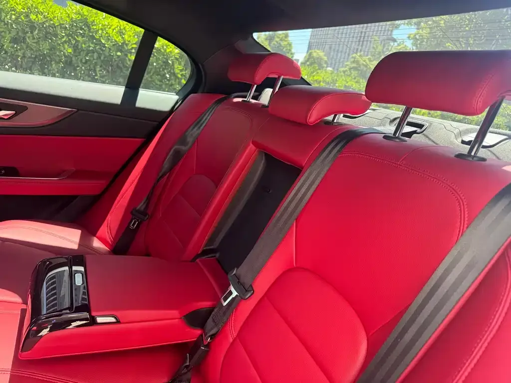 Jaguar XEL 2023 из CN, фото 3