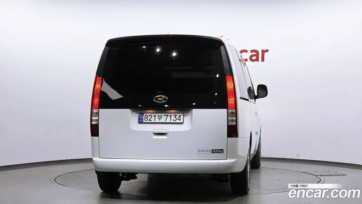 Hyundai Staria — фото 3