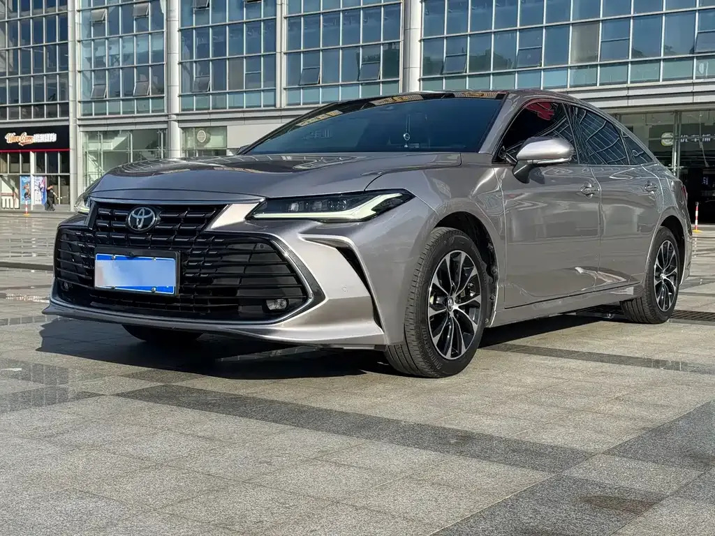 Toyota Avalon 2022 из CN, фото 1