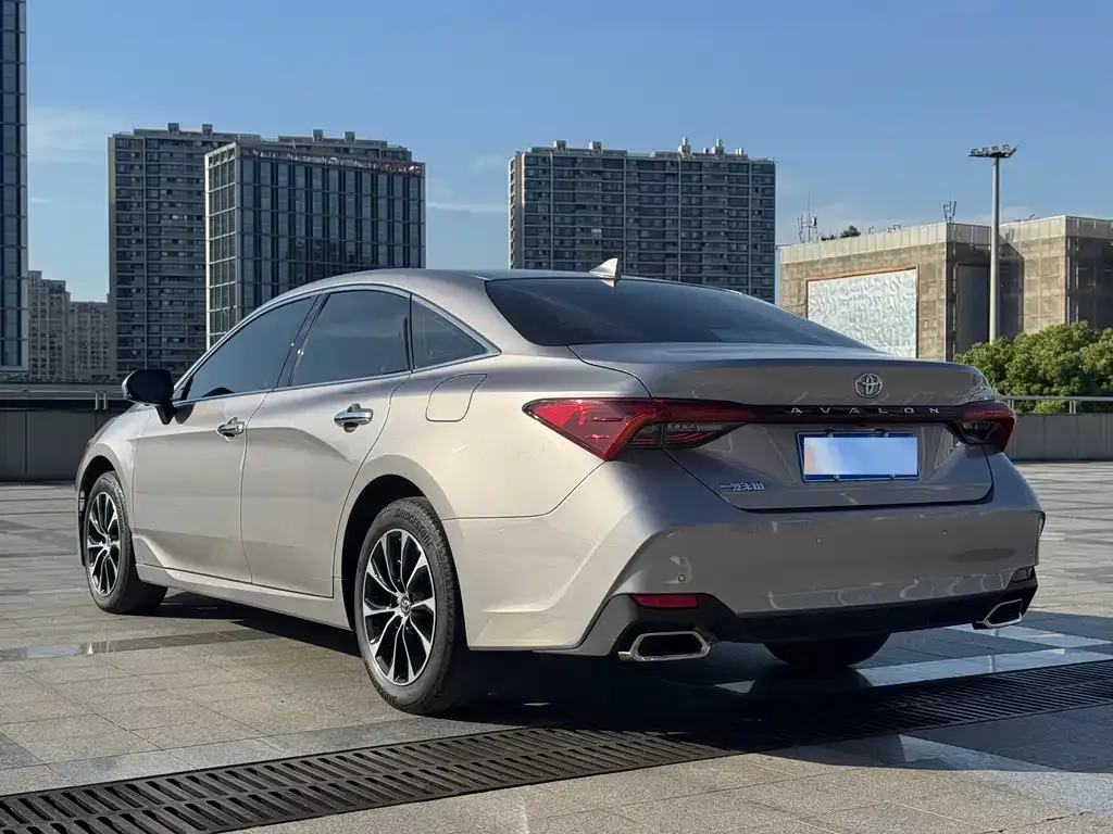 Toyota Avalon 2022 из CN, фото 8