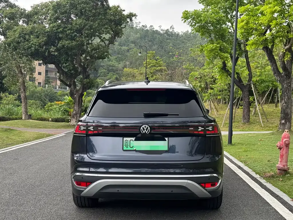 Volkswagen ID.6 Crozz 2022 из CN, фото 7