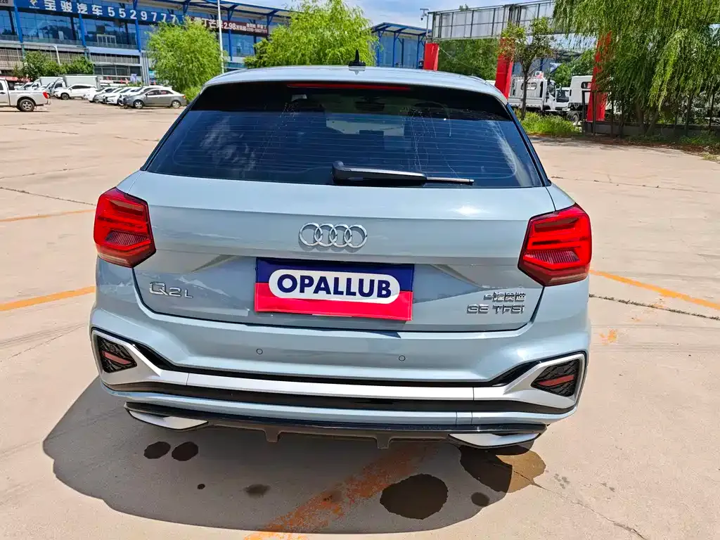 Audi Q2L 2023 из CN, фото 3