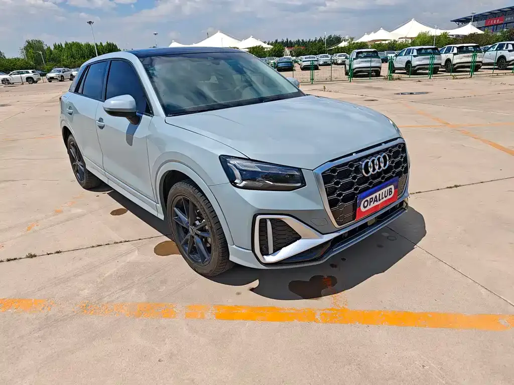 Audi Q2L 2023 из CN, фото 4