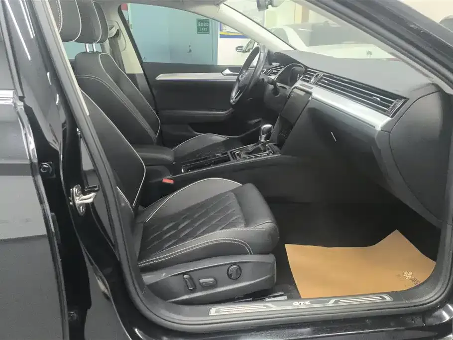 Volkswagen Magotan GTE PHEV 2023 из CN, фото 6