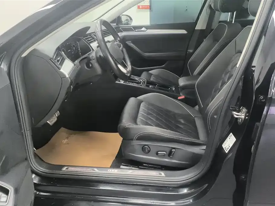 Volkswagen Magotan GTE PHEV 2023 из CN, фото 3