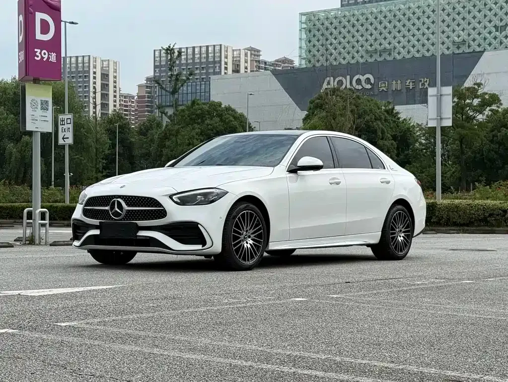 Mercedes-Benz C-Class — фото 10