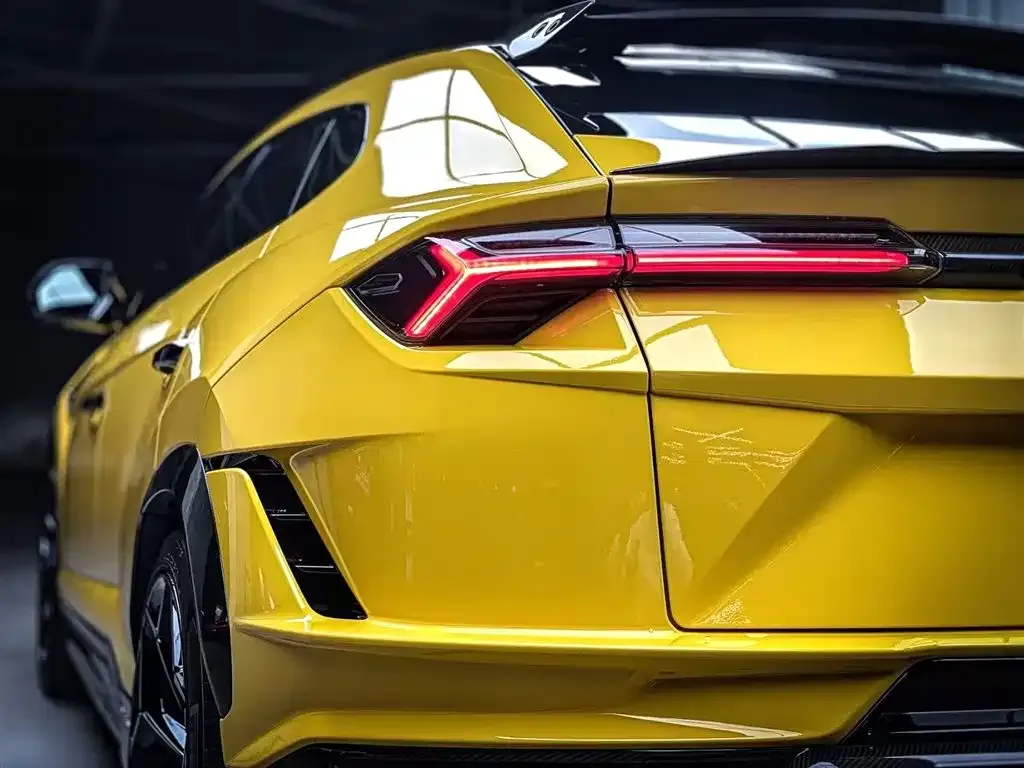 Lamborghini Urus — фото 9