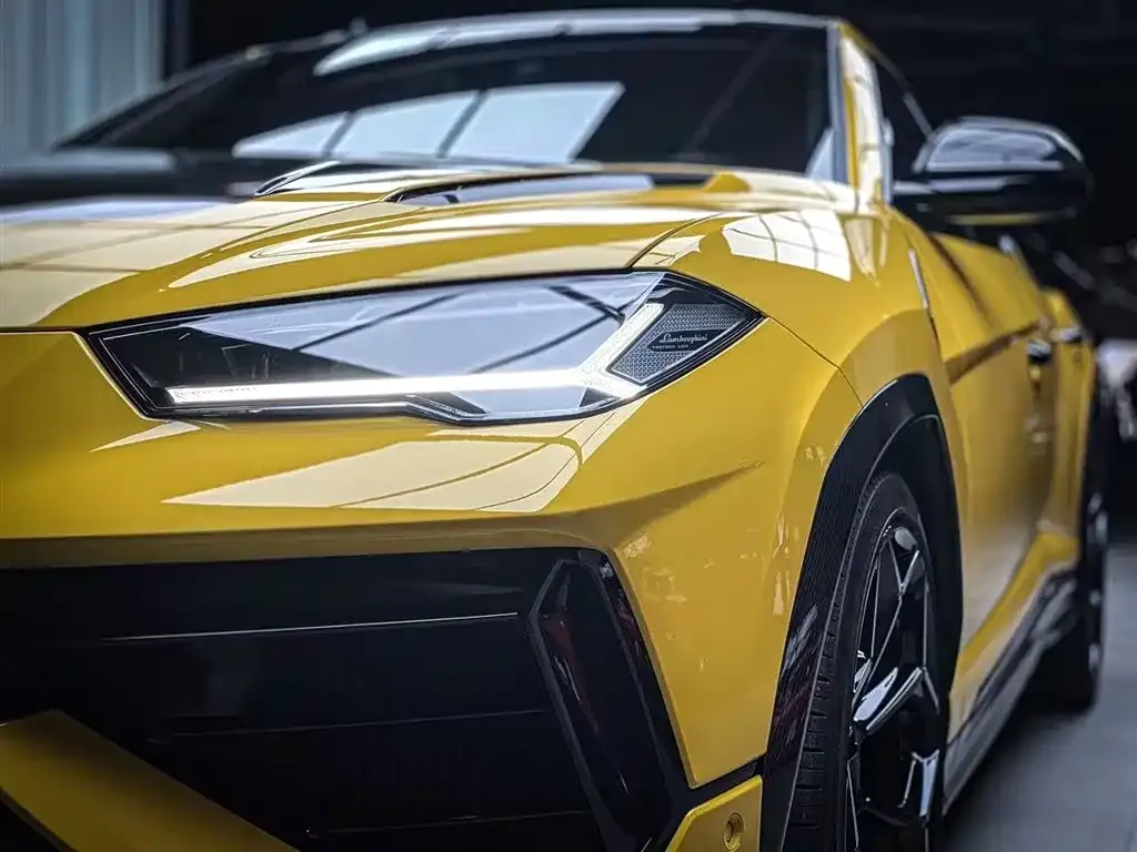 Lamborghini Urus — фото 8