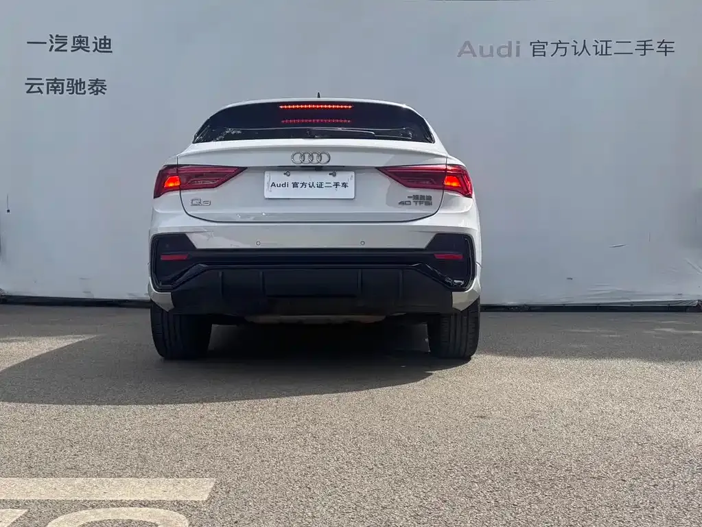 Audi Q3 Sportback — фото 5
