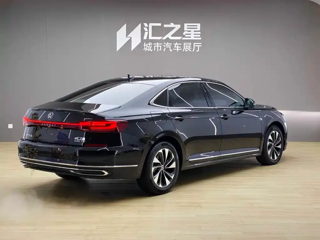 Volkswagen Passat — фото 7