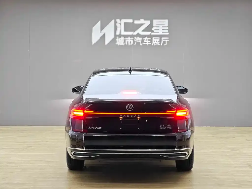 Volkswagen Passat — фото 9
