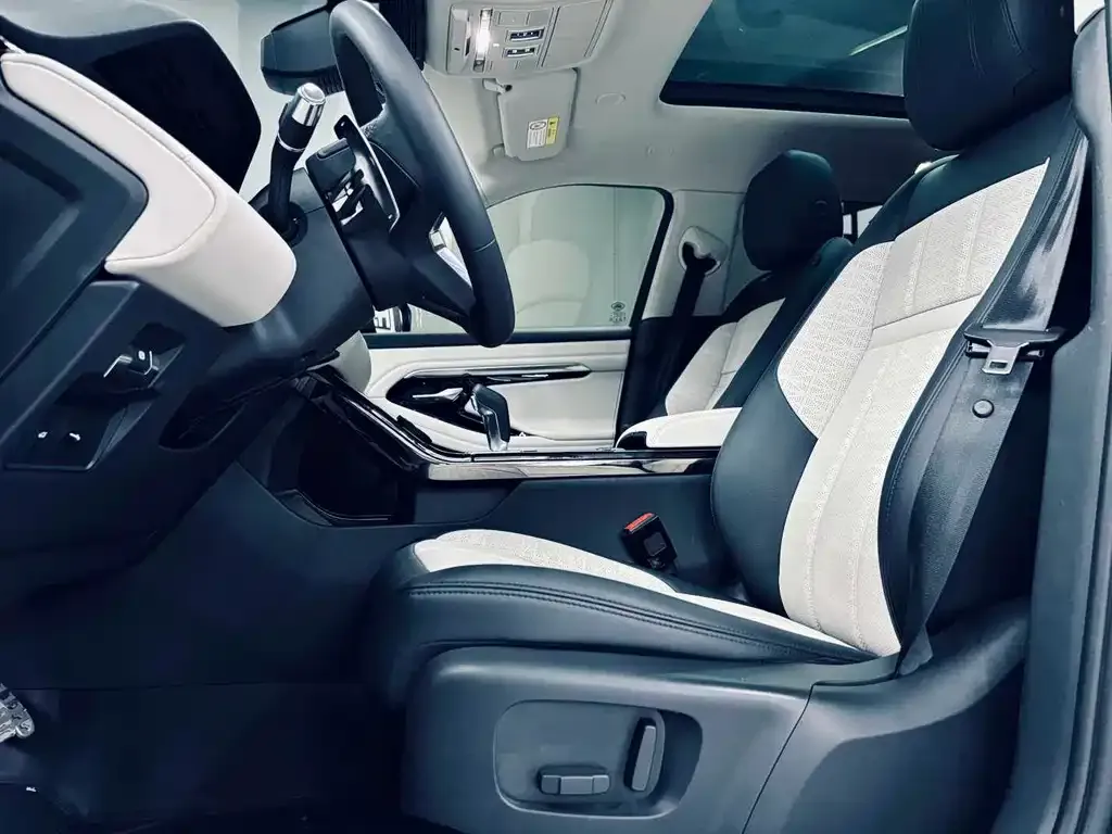 Land Rover Evoque — фото 9